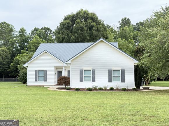 3960 Highway 213