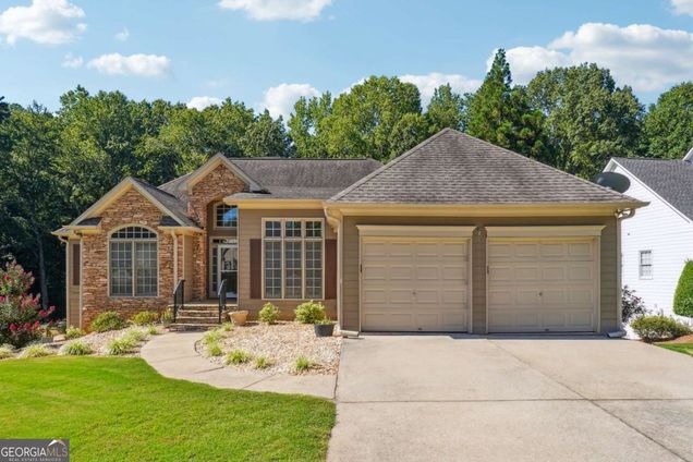 468 Crestview Drive
