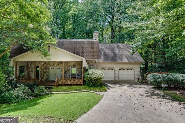 1667 Manhasset Farm Court