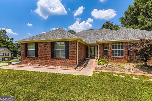 1736 Mossy Rock Cove