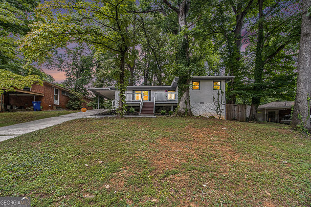 1428 David Circle