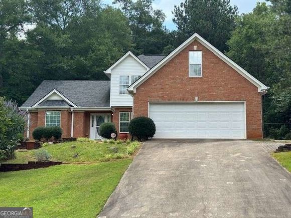 386 Nassau Lane