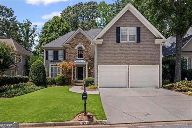 1021 Oakpointe Place