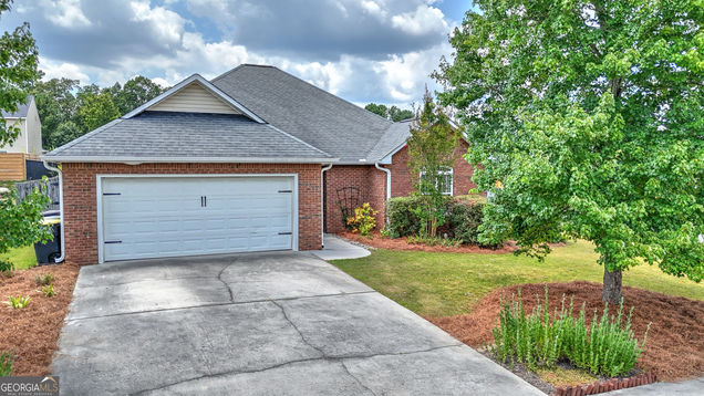 21 Southfork Drive SW Rome, GA House Active - Photo 1 of 24. Opens carousel modal