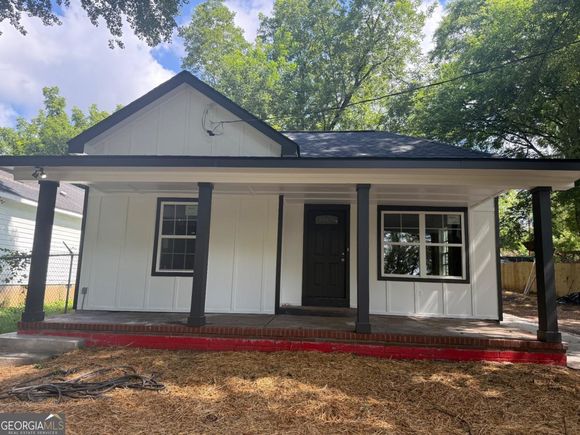 633 Langston Drive SW