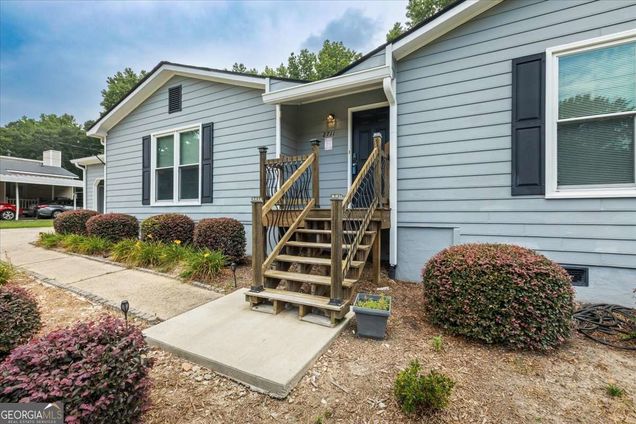 2711 Bluffton Road