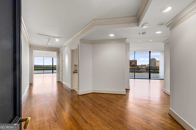 2660 Peachtree Road NW Unit 20D