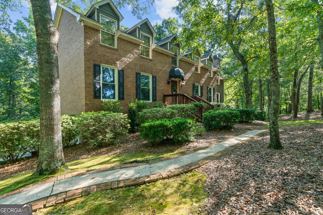 137 Colebrook Drive