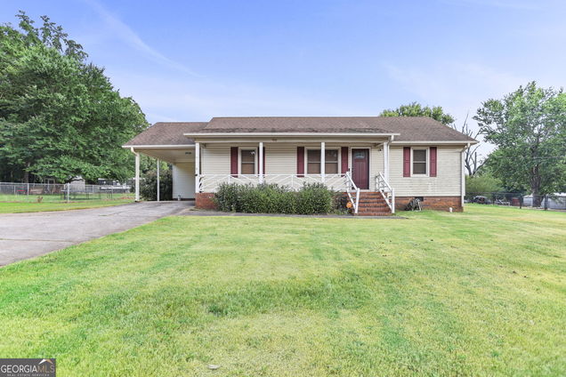 2444 High Falls Road Griffin, GA House Active - Photo 1 of 59. Opens carousel modal