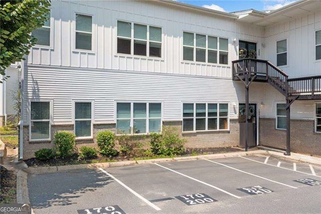 170 Fowler Street Unit 100