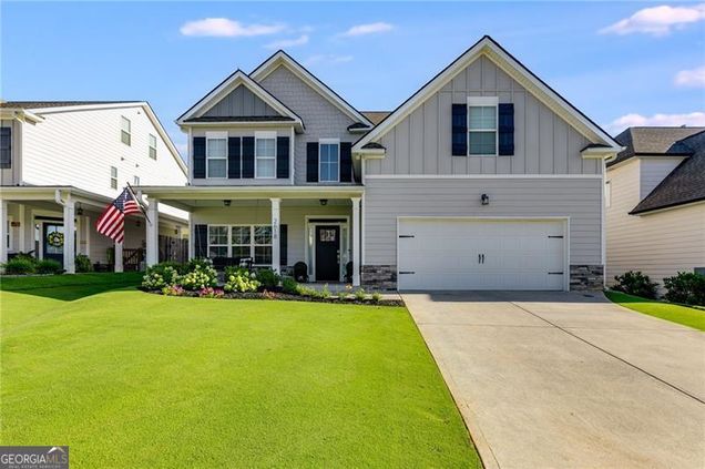 2618 Chase Ridge Kennesaw, GA House Active - Photo 1 of 45. Opens carousel modal