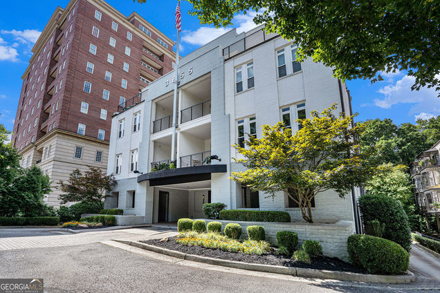 3655 Peachtree Road NE Unit 401