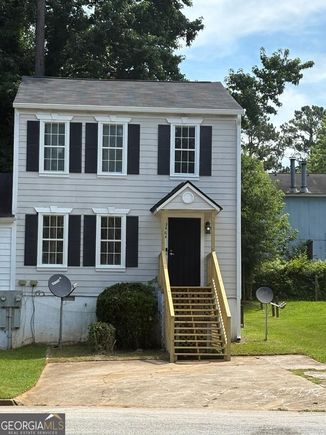 3464 Kingswood Trail Decatur, GA Townhouse Active - Photo 1 of 14. Opens carousel modal