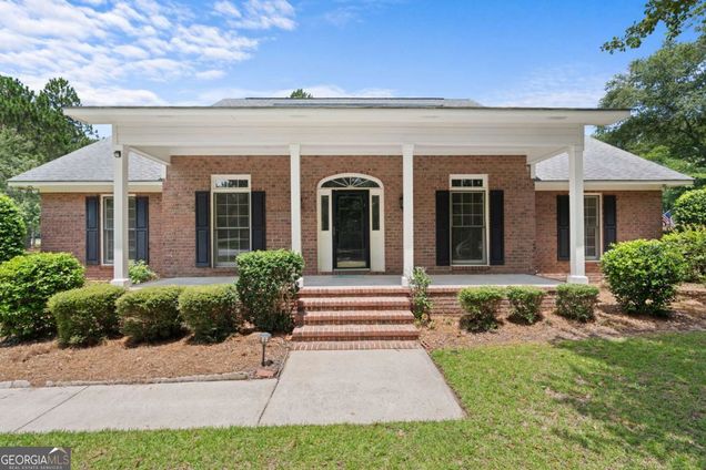 1009 Hunters Pointe Drive