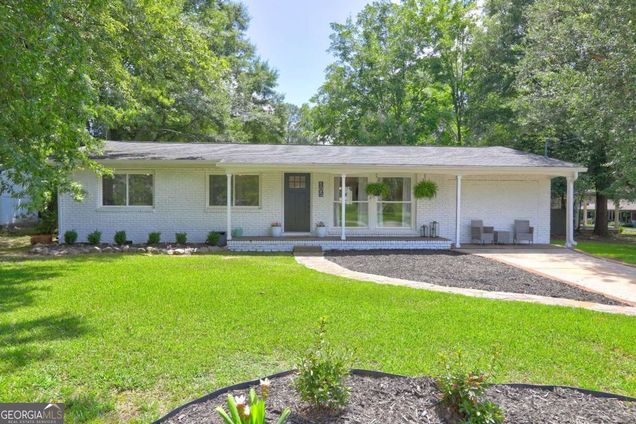 105 Roseview Drive