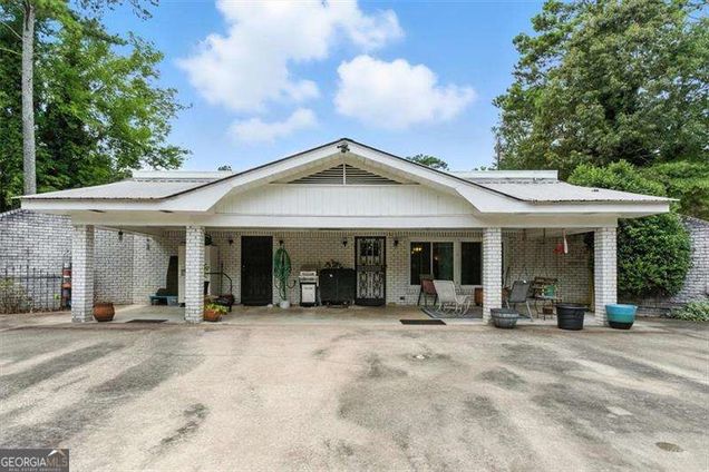 452 Mountain View Road SE Rome, GA House Active - Photo 1 of 45. Opens carousel modal