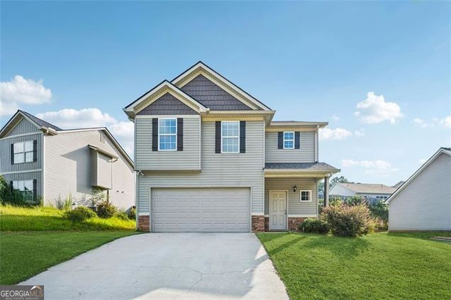453 Highland Pointe Alto, GA House Active - Photo 1 of 40. Opens carousel modal