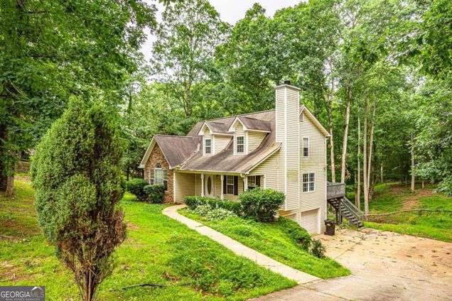 152 Hugh Stowers Road