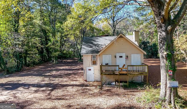 2905 Waters Road