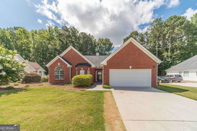 5010 Victoria Park Drive Loganville, GA House Active - Photo 1 of 46. Opens carousel modal