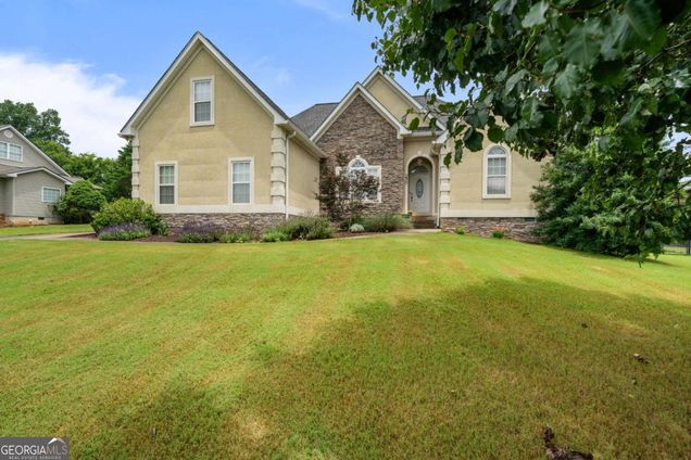 230 Hardwood Court Adairsville, GA House Active - Photo 1 of 32. Opens carousel modal
