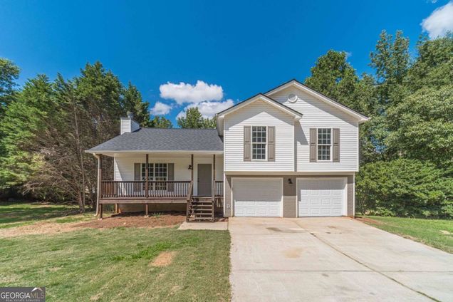 371 Lokeys Ridge Road Bethlehem, GA House Active - Photo 1 of 59. Opens carousel modal