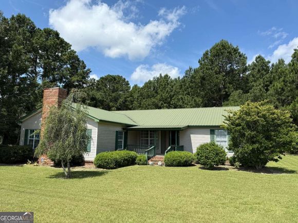 916 Randall Whiddon Drive Unit N/A Ashburn, GA House Active - Photo 1 of 25. Opens carousel modal