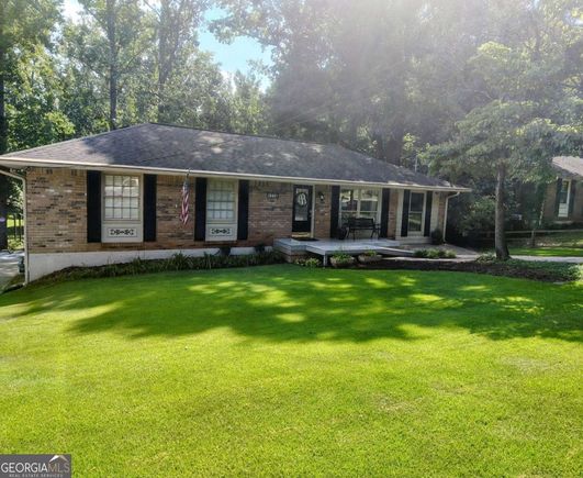 4236 Citizen Circle Austell, GA House Active - Photo 1 of 18. Opens carousel modal