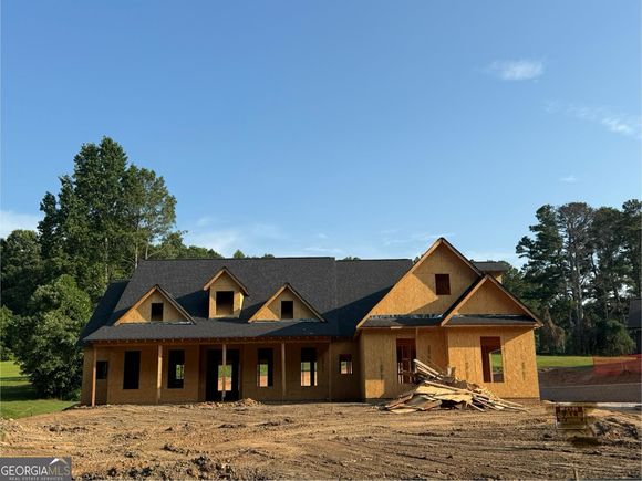 105 W Lake Boulevard Carrollton, GA House Active - Photo 1 of 3. Opens carousel modal