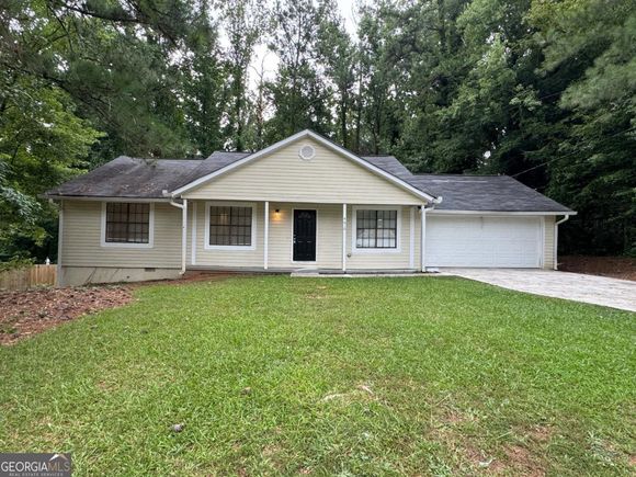 4610 Aberdeen Lane Stone Mountain, GA House Active - Photo 1 of 1. Opens carousel modal