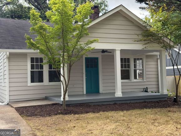 654 Clifton Road SE Atlanta, GA House Active - Photo 1 of 40. Opens carousel modal