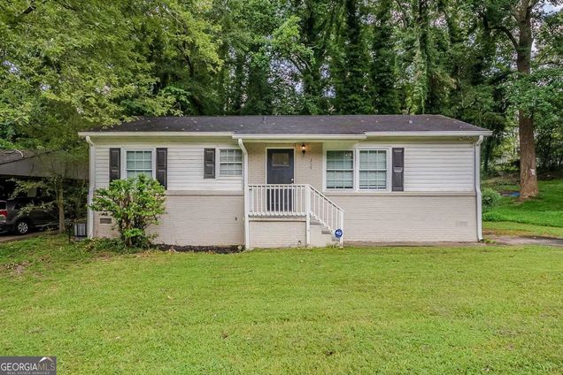 317 Ard Place NW Atlanta, GA House Active - Photo 1 of 24. Opens carousel modal