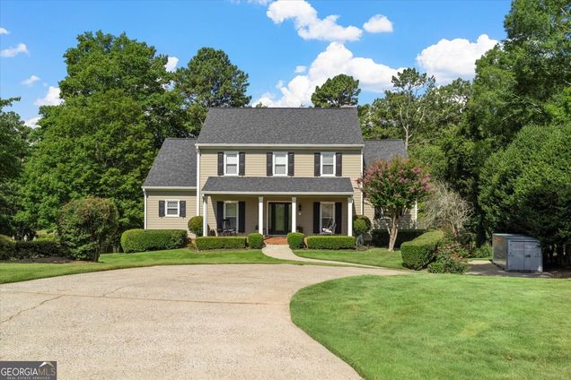 562 Stillwaters Dr Sw Marietta, GA House Active - Photo 1 of 56. Opens carousel modal