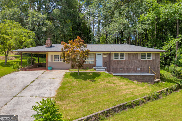 739 Poplar Street Toccoa, GA House Active - Photo 1 of 19. Opens carousel modal