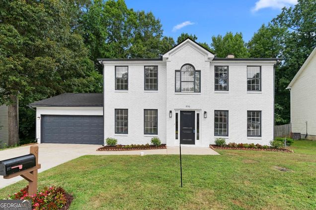 890 Stonebridge Crescent Lithonia, GA House Active - Photo 1 of 45. Opens carousel modal