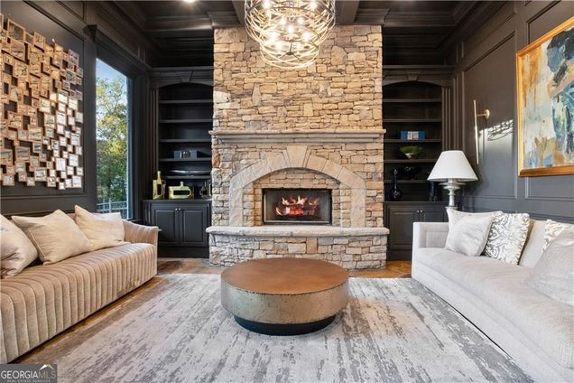 790 Riverwood Pass