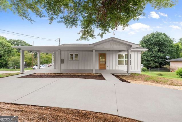 3604 E Bolding Flowery Branch, GA House Active - Photo 1 of 48. Opens carousel modal