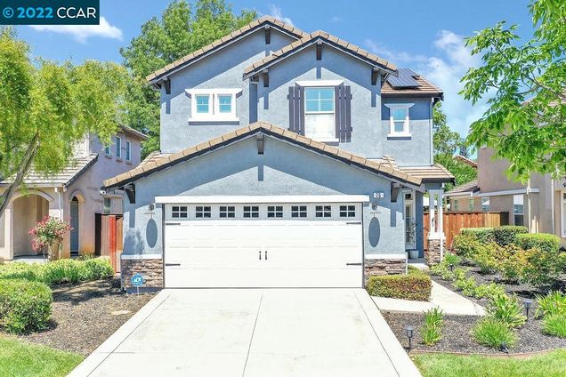 75 Lexington Ct Brentwood, CA House Sold - Photo 1 of 41. Opens carousel modal
