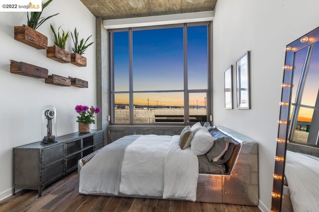 311 2nd St Unit 809 Oakland, CA Condo Sold - Photo 1 of 50. Opens carousel modal