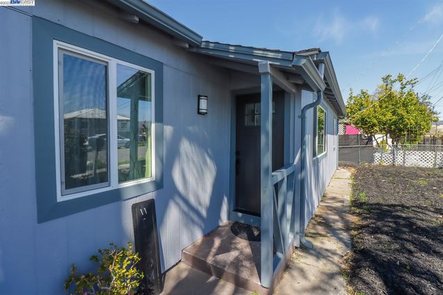 9331 Empire Rd Oakland, CA House Sold - Photo 1 of 25. Opens carousel modal