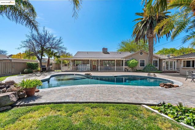 1924 Las Montanas Ct Brentwood, CA House Sold - Photo 1 of 26. Opens carousel modal
