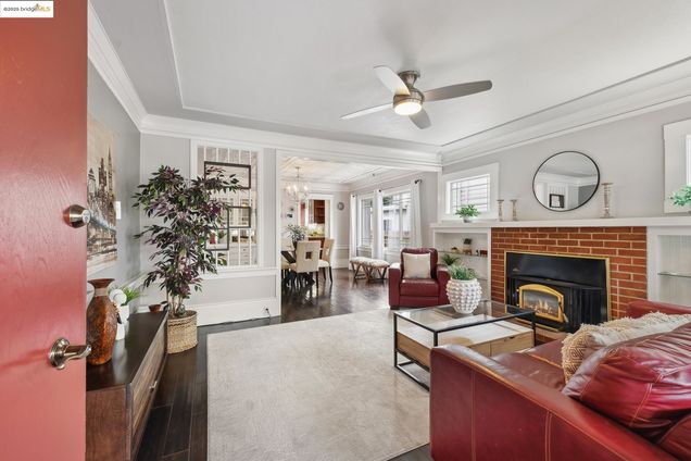 456 Mitchell Ave