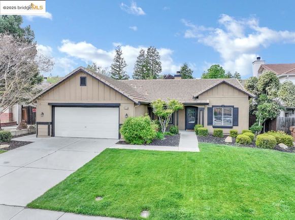 5214 Glenridge Way