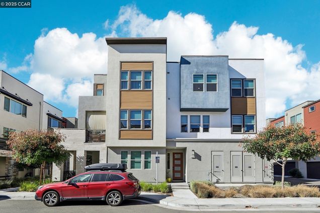 5421 Gracen Way Dublin, CA Townhouse Sold - Photo 1 of 60. Opens carousel modal