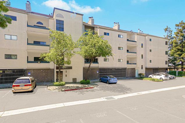 1280 Stanhope Ln Unit 343