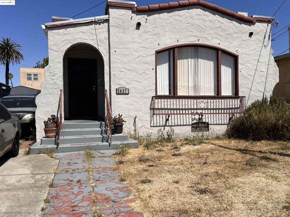 2627 67th Ave Oakland, CA House Active - Photo 1 of 2. Opens carousel modal