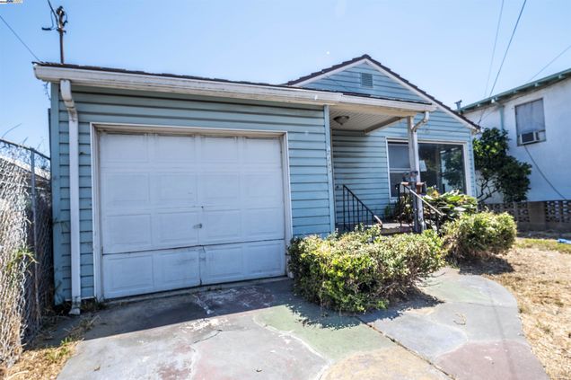 9638 E St Oakland, CA House Active - Photo 1 of 16. Opens carousel modal