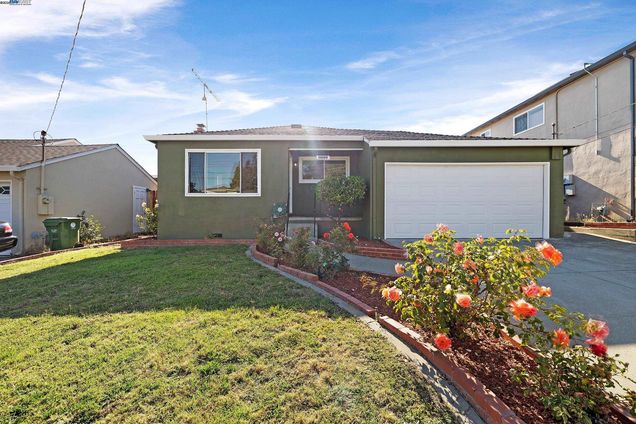 19077 Gliddon St Castro Valley, CA House Active - Photo 1 of 33. Opens carousel modal