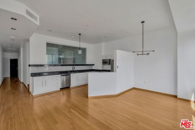 1100 Wilshire Boulevard Unit 2207