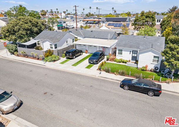 1826 Fullerton Avenue Costa Mesa, CA Multifamily Active - Photo 1 of 10. Opens carousel modal